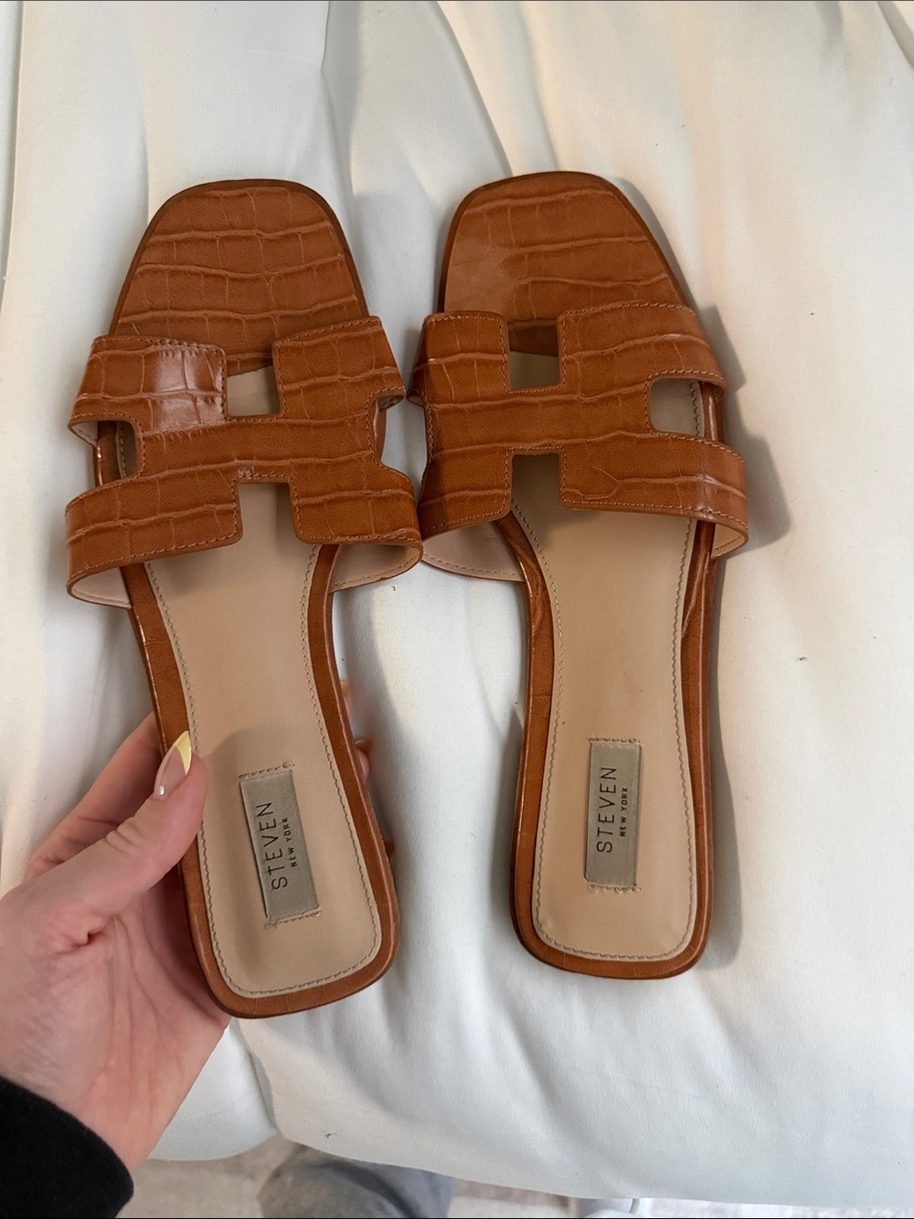 Steve Madden Tan Croc-Embossed Slide Sandals